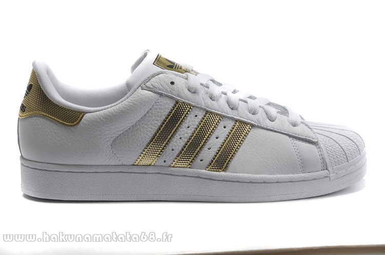 chaussure superstar dore